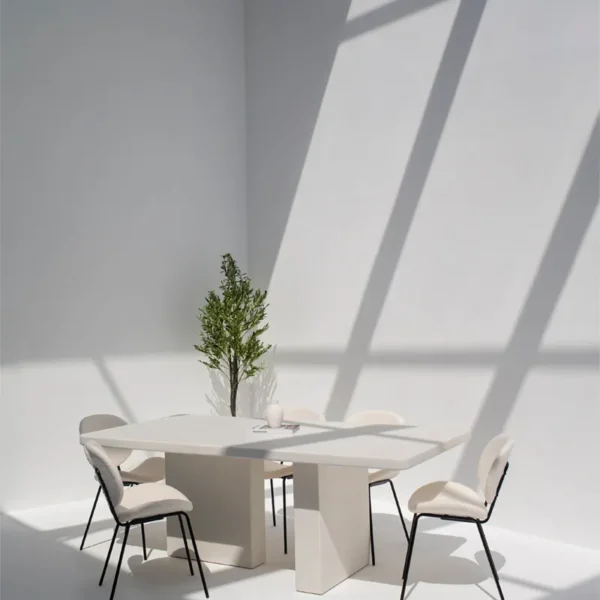 Torito Dining Table